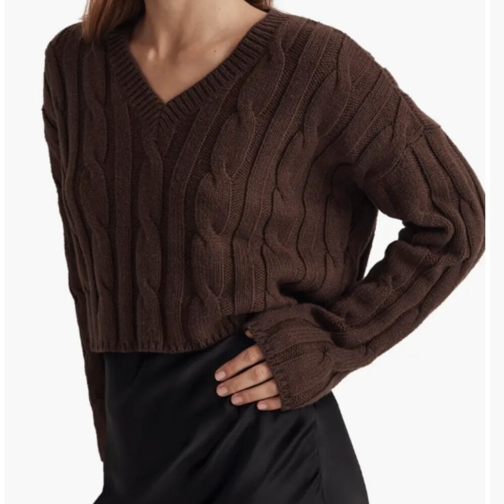 Cable Knit V-Neck Crop Sweater